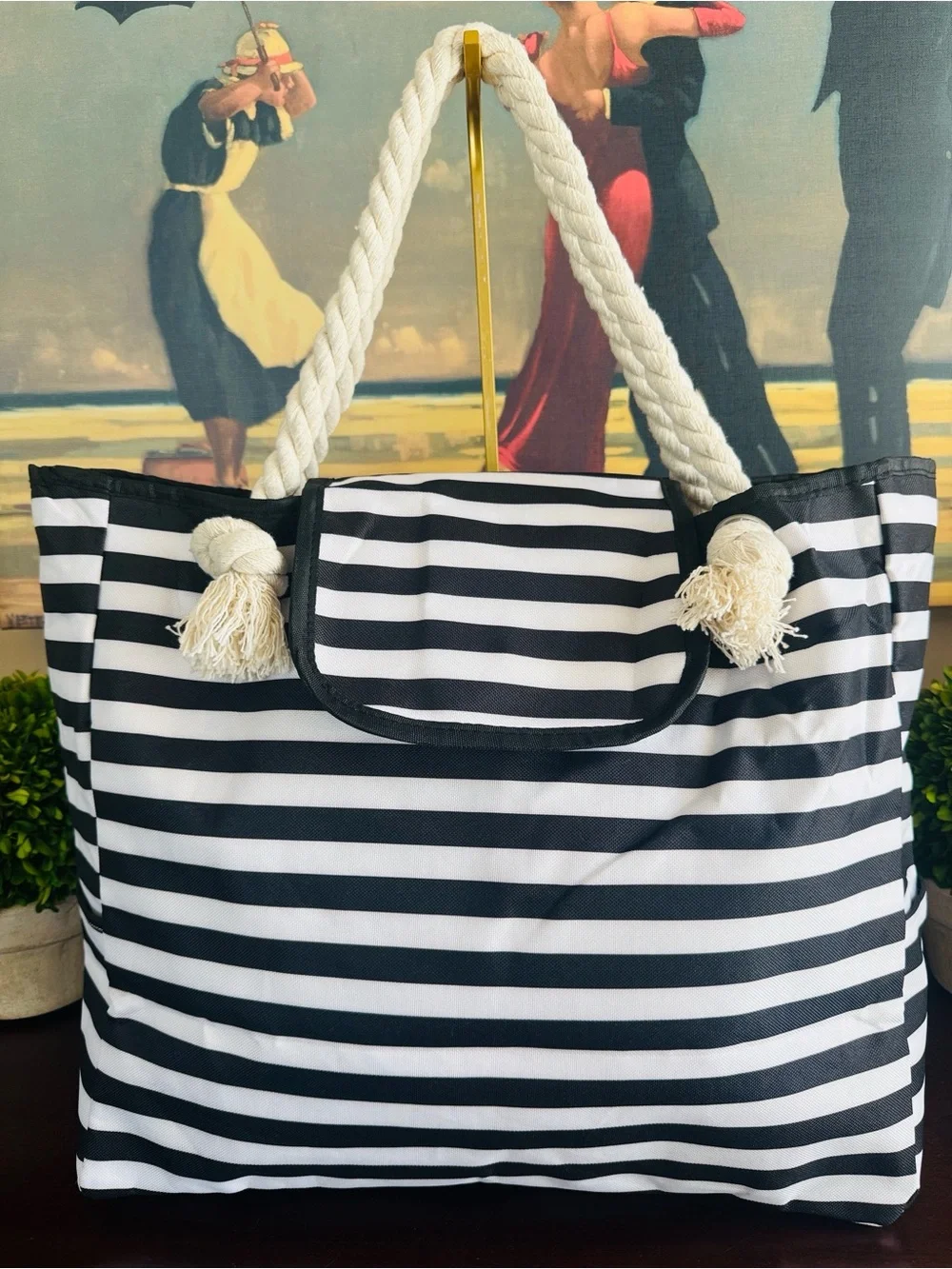 SPACIOUS BLACK AND WHITE STRIPED ROPE HANDLE WATERPROOF BEACH TOTE BAG 🌟NEW🌟